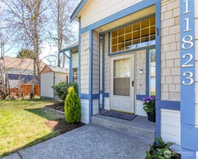 11823 SE 203rd Street , Kent, WA 98031 - Photo 2
