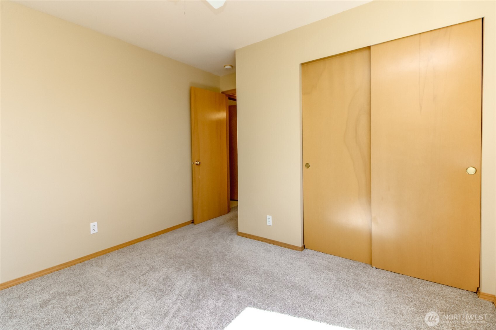 11823 SE 203rd Street , Kent, WA 98031