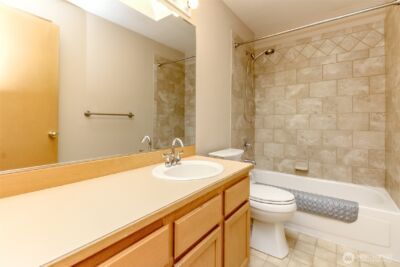 11823 SE 203rd Street , Kent, WA 98031 - Photo 33