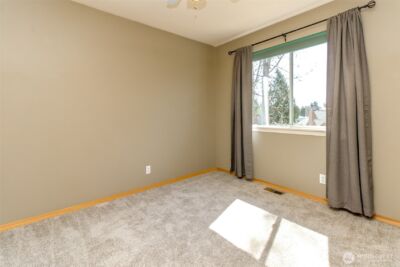 11823 SE 203rd Street , Kent, WA 98031 - Photo 36