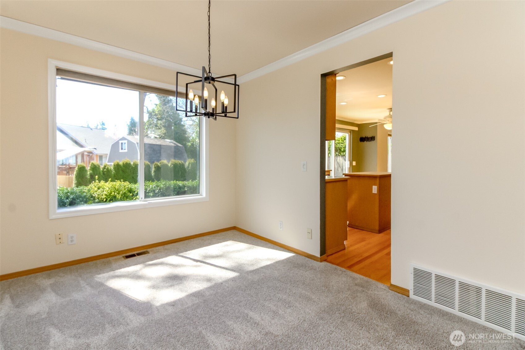 11823 SE 203rd Street , Kent, WA 98031