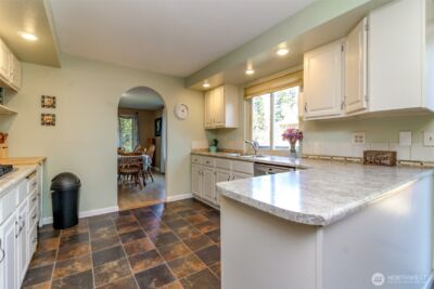 6220 81st Street E, Puyallup, WA 98371 - Photo 13