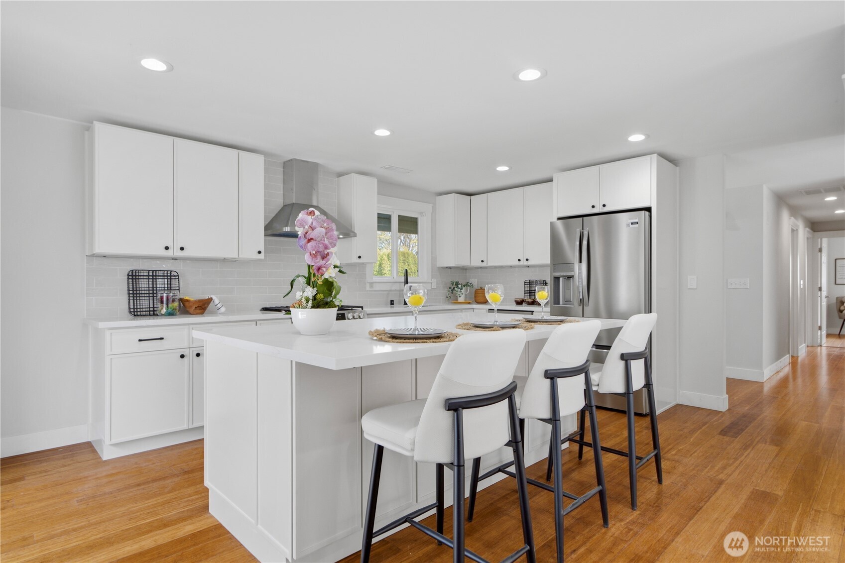 6516 122nd Place SE, Bellevue, WA 98006