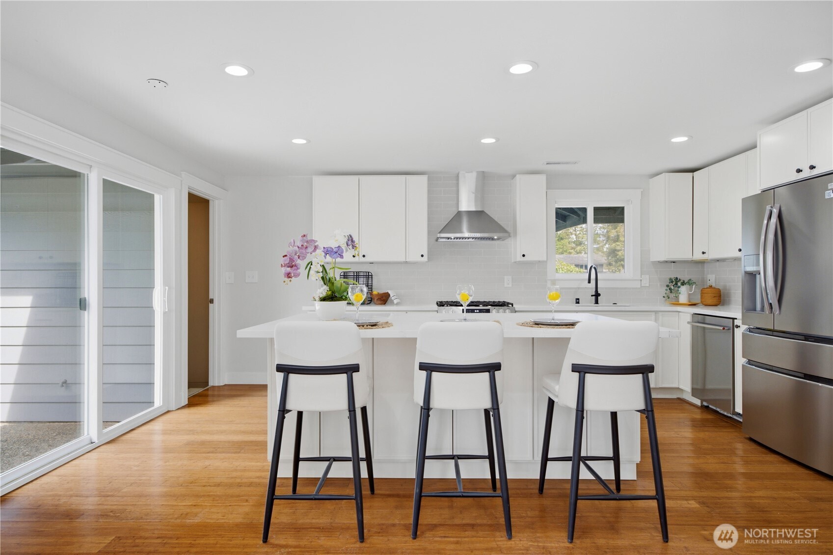 6516 122nd Place SE, Bellevue, WA 98006