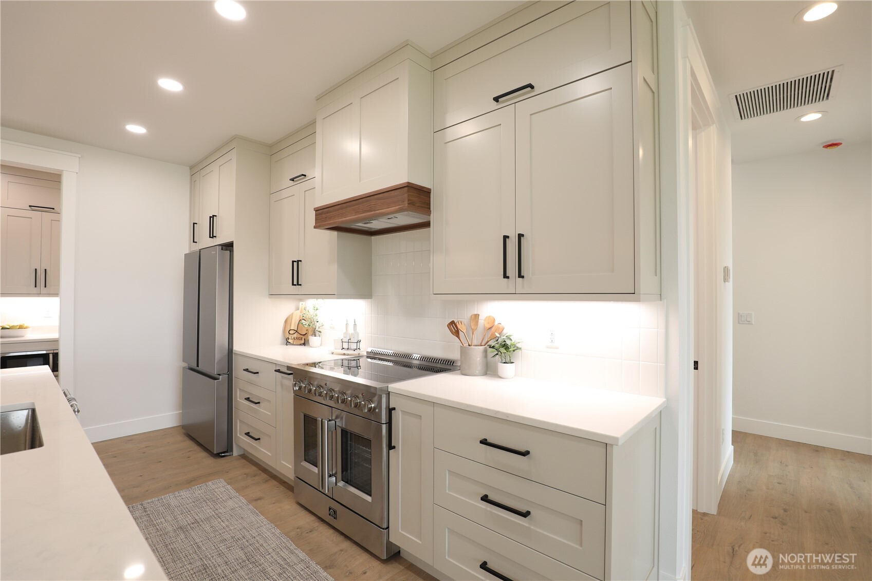 15009 Allison Place , Entiat, WA 98822