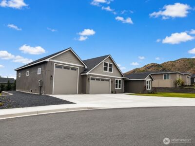 15009 Allison Place , Entiat, WA 98822 - Photo 2