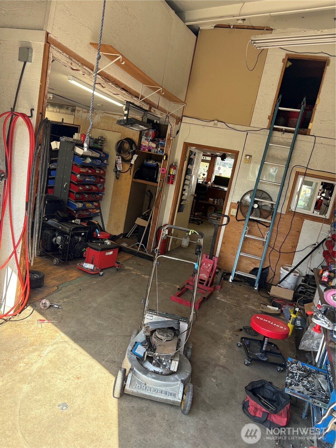 2423 NW Harrison Ave NW, Olympia, WA 98502