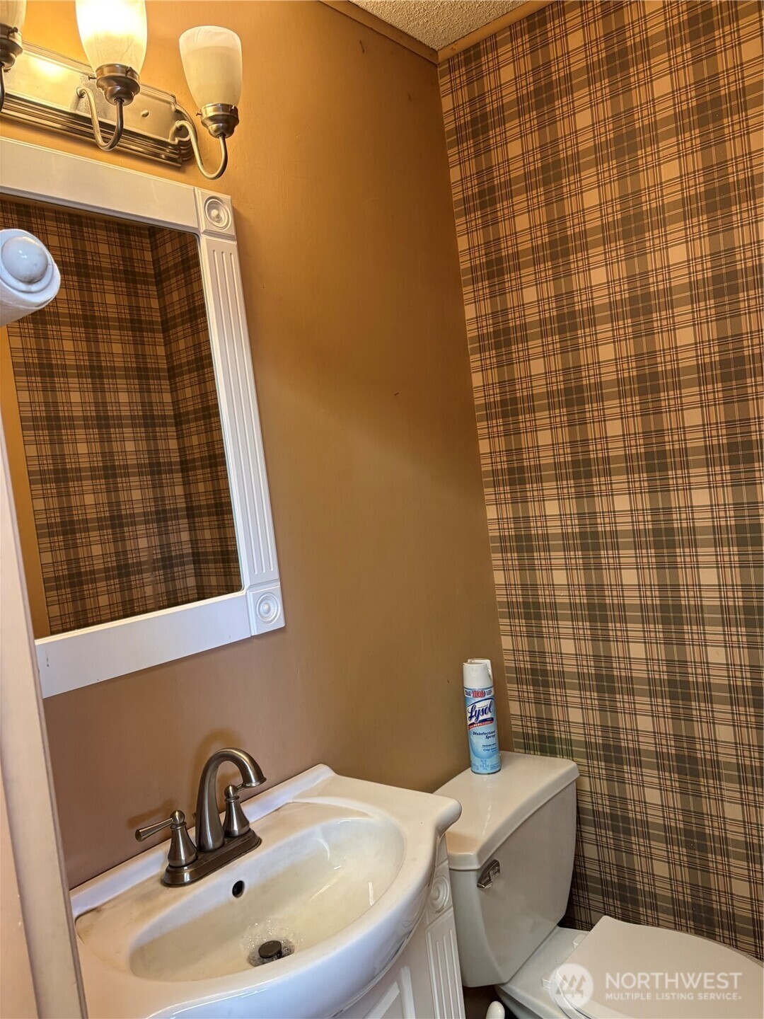 2423 NW Harrison Ave NW, Olympia, WA 98502