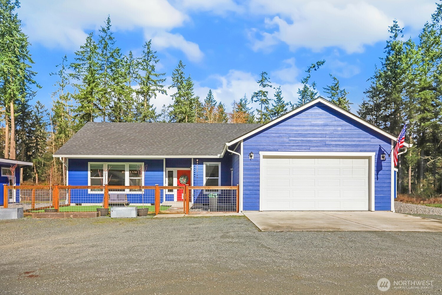 3237 Hilberg , Clinton, WA 98236