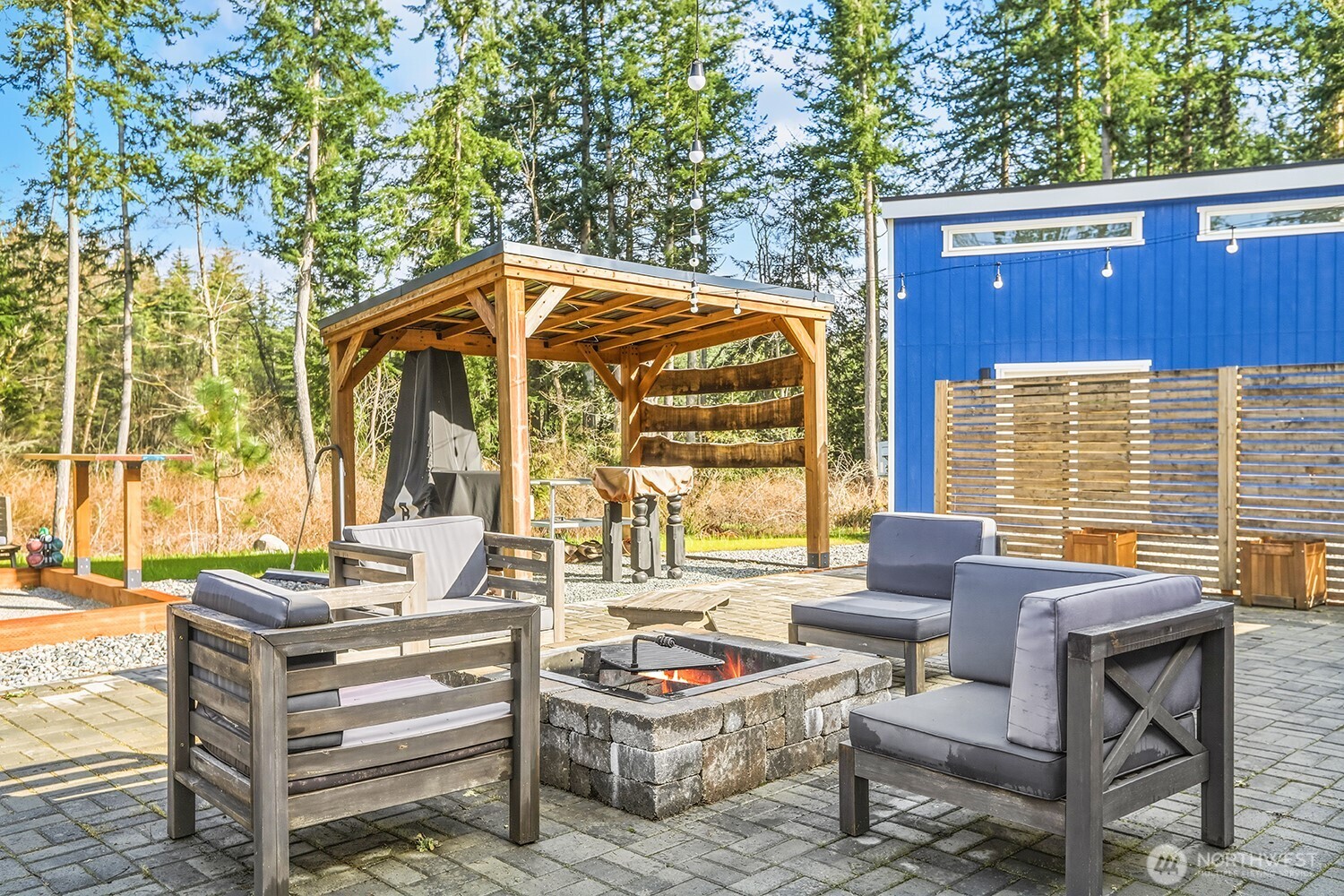 3237 Hilberg , Clinton, WA 98236