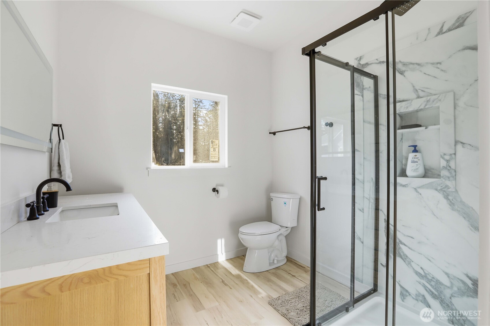 3237 Hilberg , Clinton, WA 98236