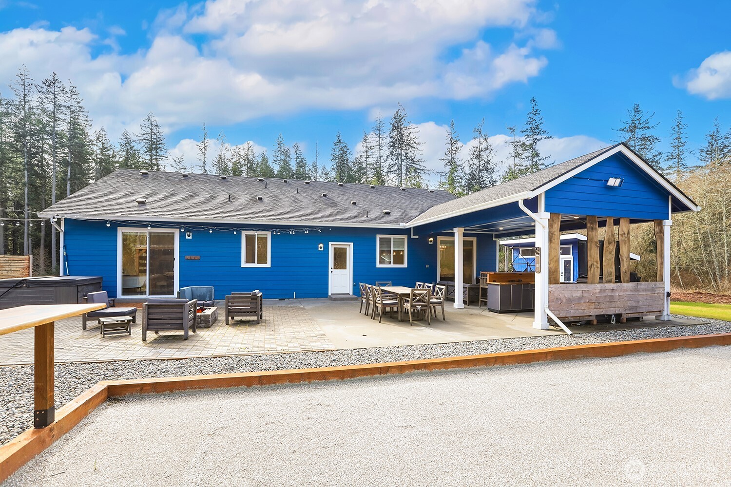 3237 Hilberg , Clinton, WA 98236