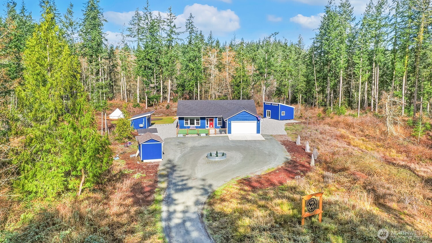 3237 Hilberg , Clinton, WA 98236