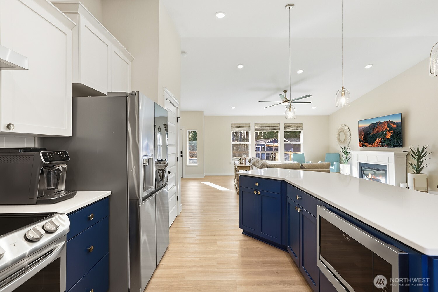 3237 Hilberg , Clinton, WA 98236