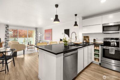 2250 NW 58th Street #302, Seattle, WA 98107