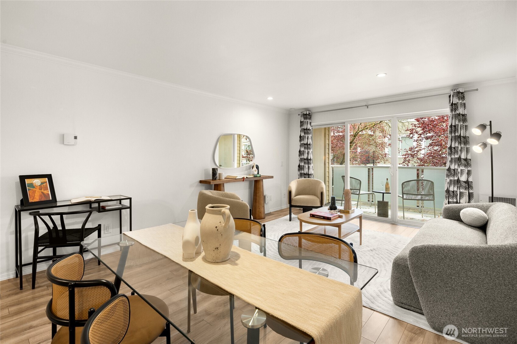 2250 NW 58th Street #302, Seattle, WA 98107