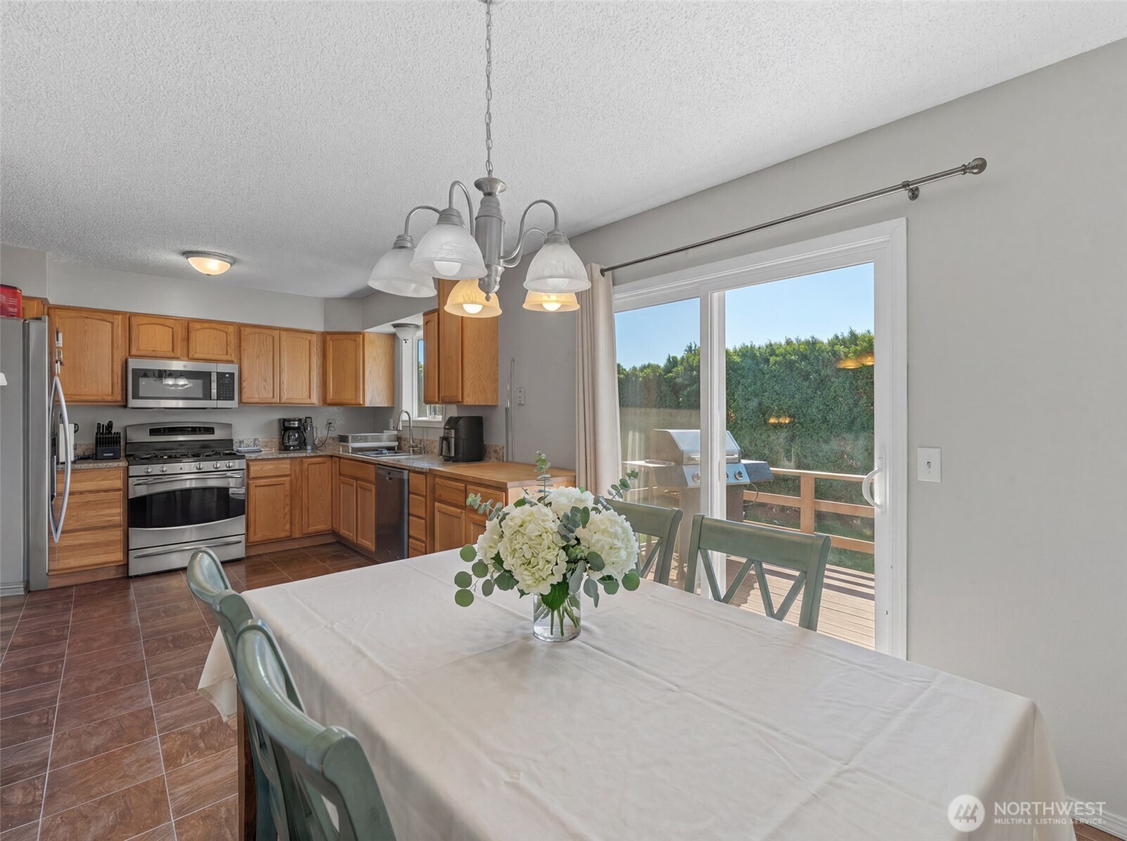 1517 4th Street , Wenatchee, WA 98801