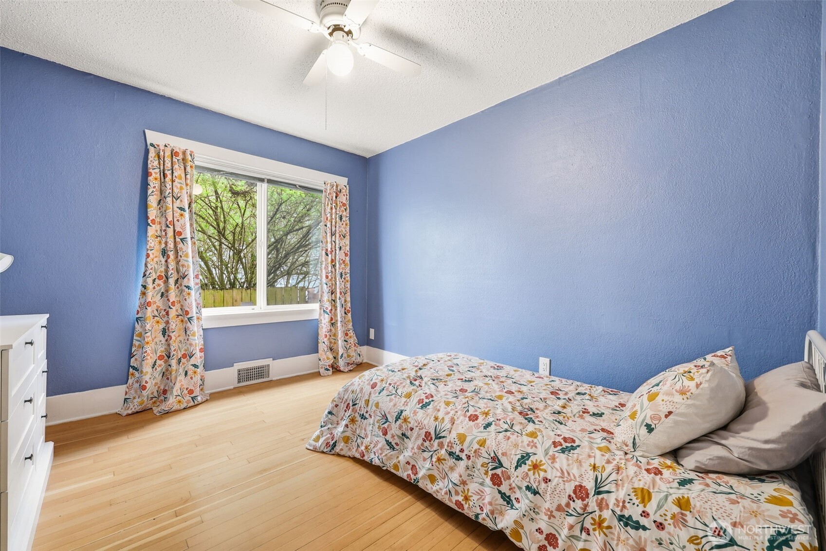3812 S 8th Street , Tacoma, WA 98405