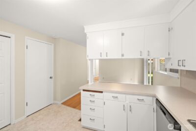 5023 Sheridan Drive SE, Lacey, WA 98503 - Photo 9