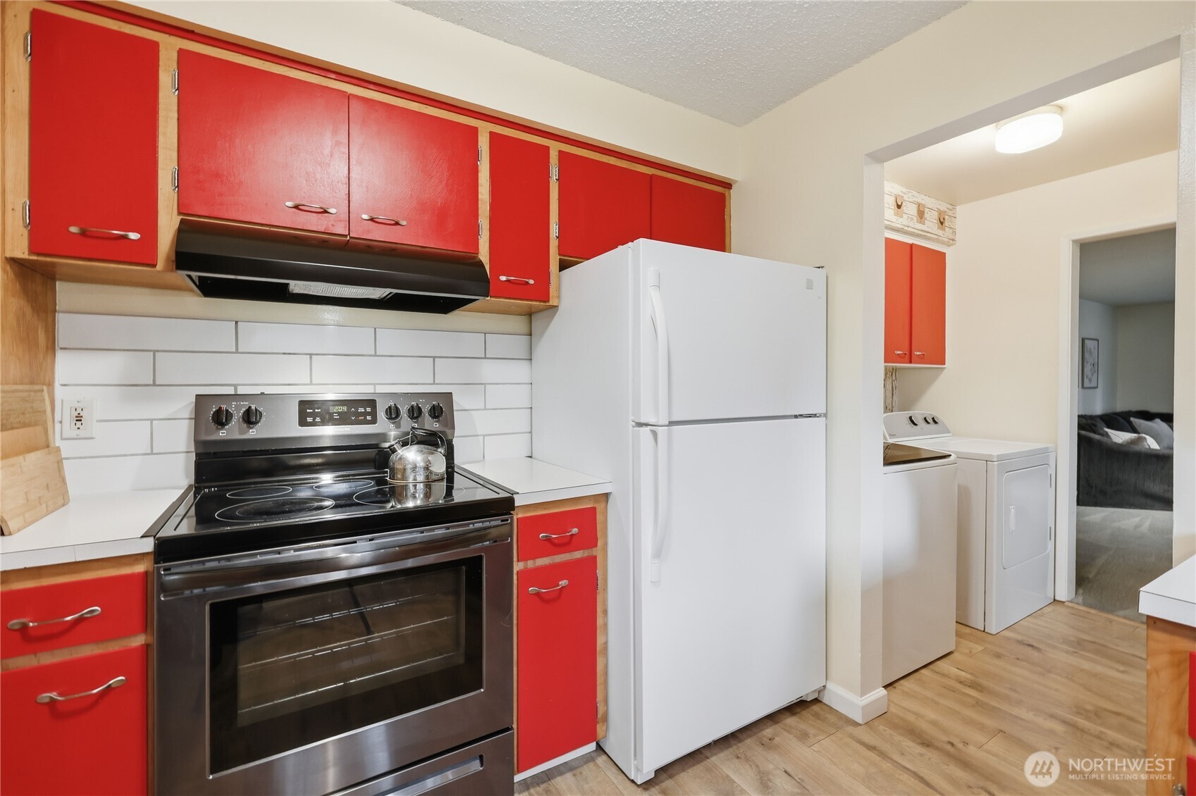 12870 NW Overland Trail , Bremerton, WA 98312