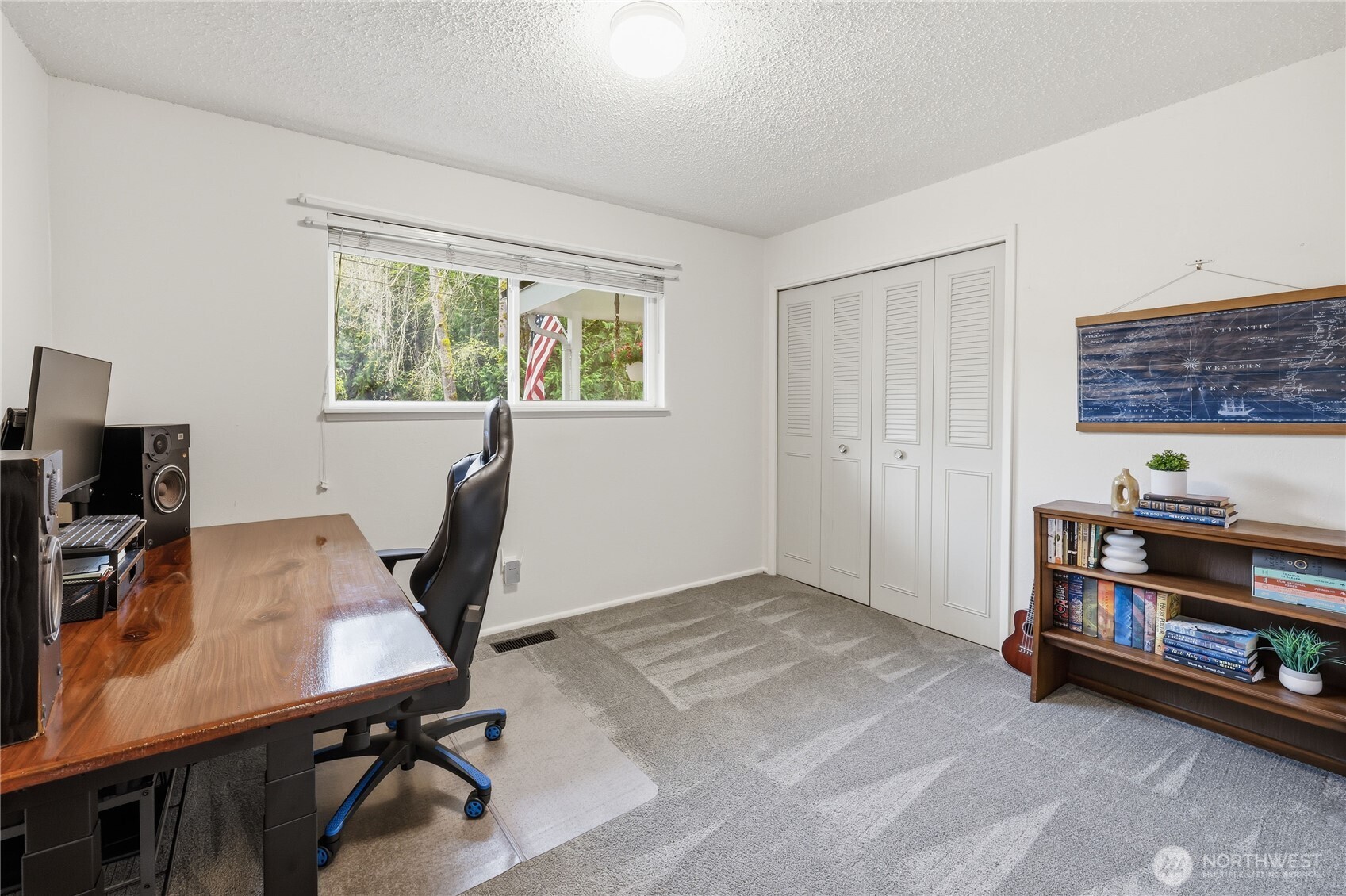 12870 NW Overland Trail , Bremerton, WA 98312