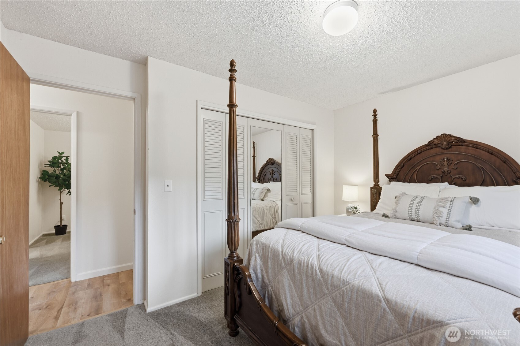 12870 NW Overland Trail , Bremerton, WA 98312
