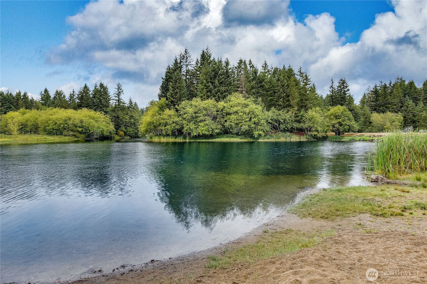 12870 NW Overland Trail , Bremerton, WA 98312