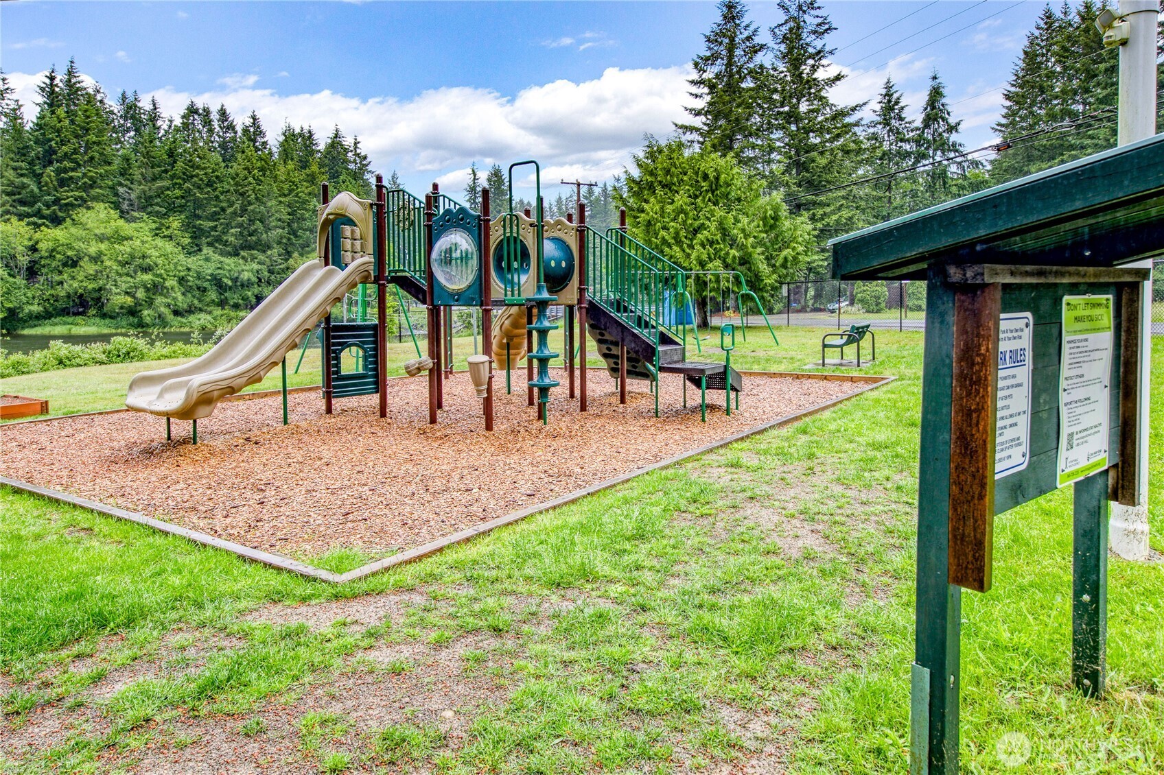 12870 NW Overland Trail , Bremerton, WA 98312