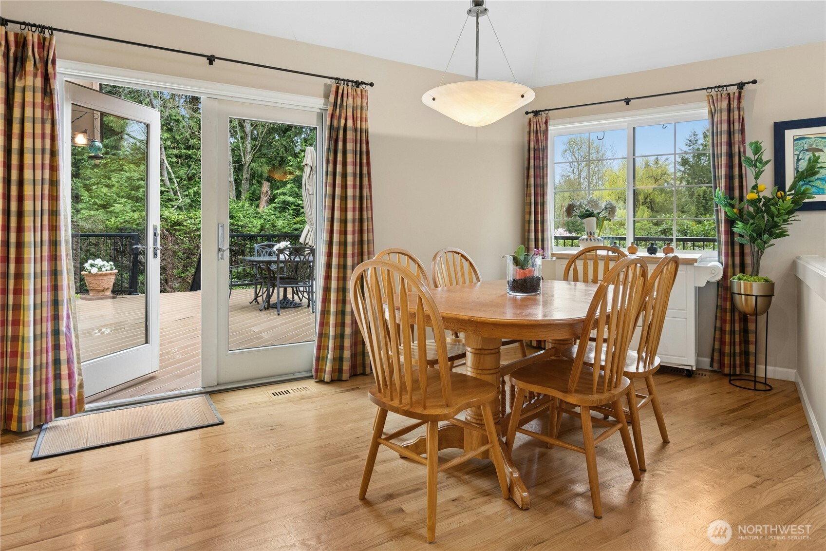 3530 140th Avenue NE, Bellevue, WA 98005