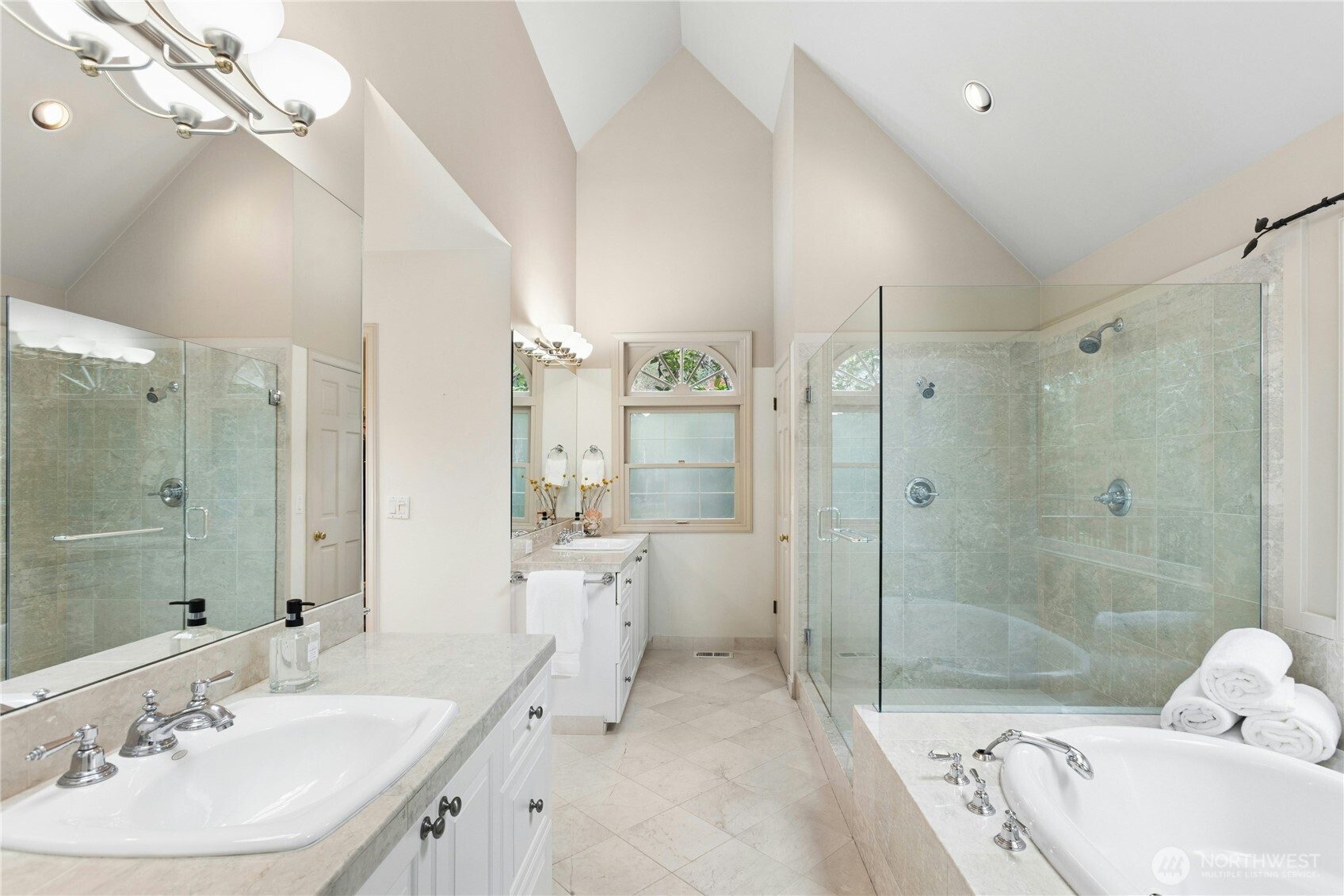 3530 140th Avenue NE, Bellevue, WA 98005