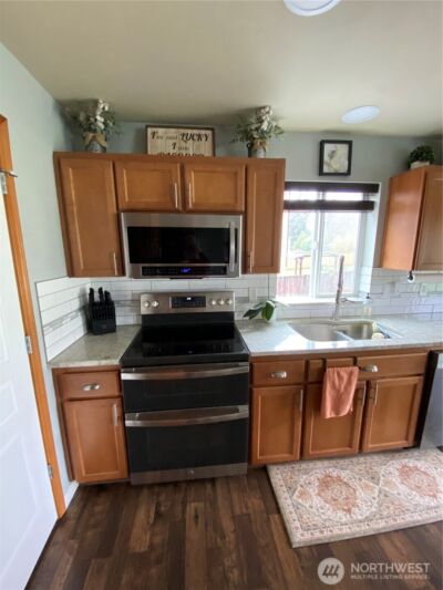 2531 191st Street Ct E, Tacoma, WA 98445 - Photo 9