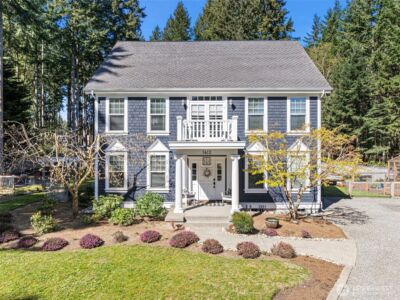 1412 11th Lane , Fox Island, WA 98333