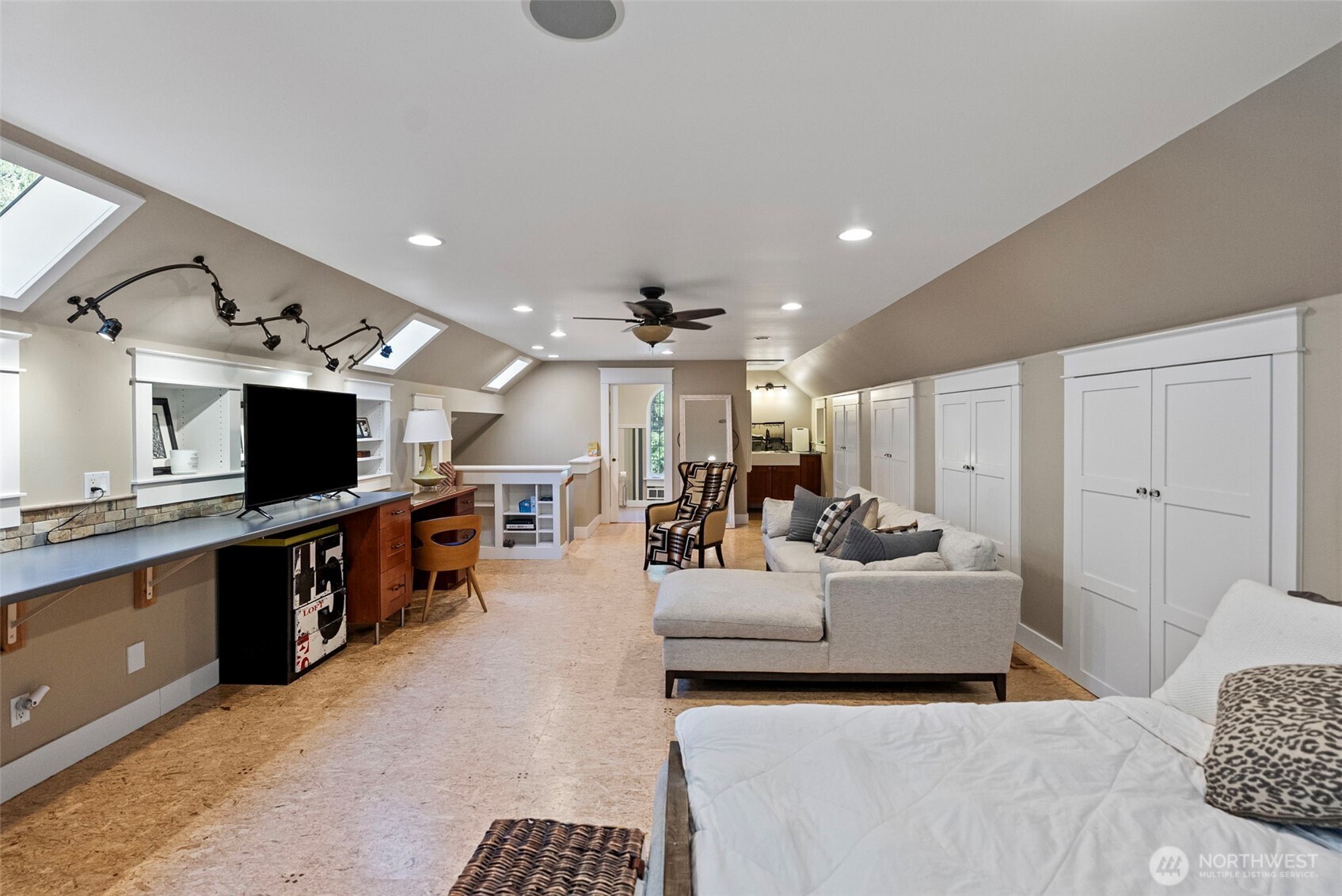 1412 11th Lane , Fox Island, WA 98333