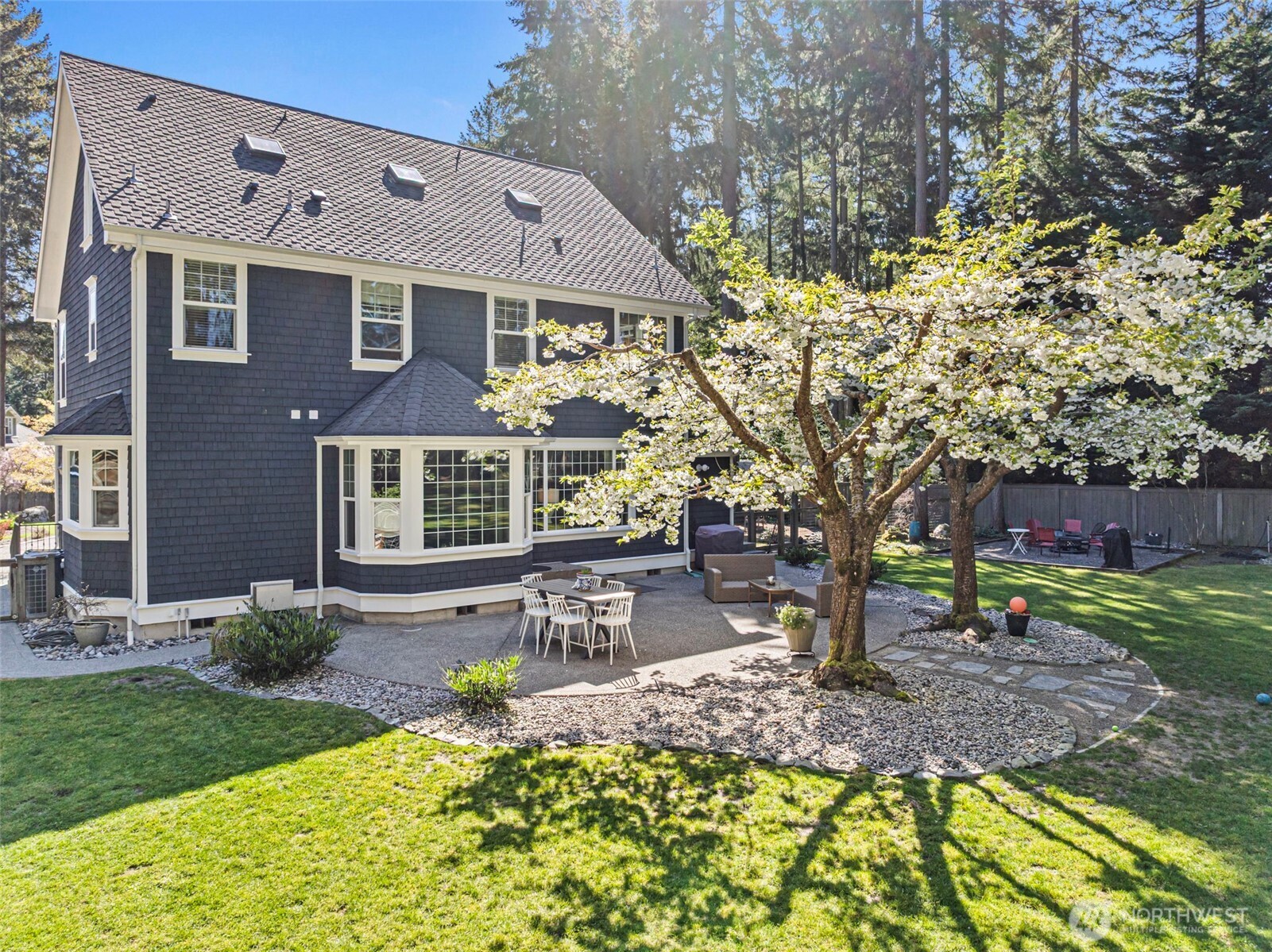 1412 11th Lane , Fox Island, WA 98333