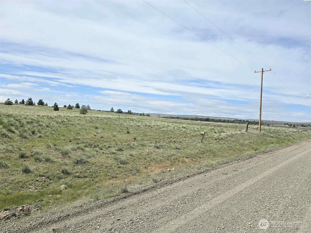 149 Middle Rd , Bickleton, WA 99322