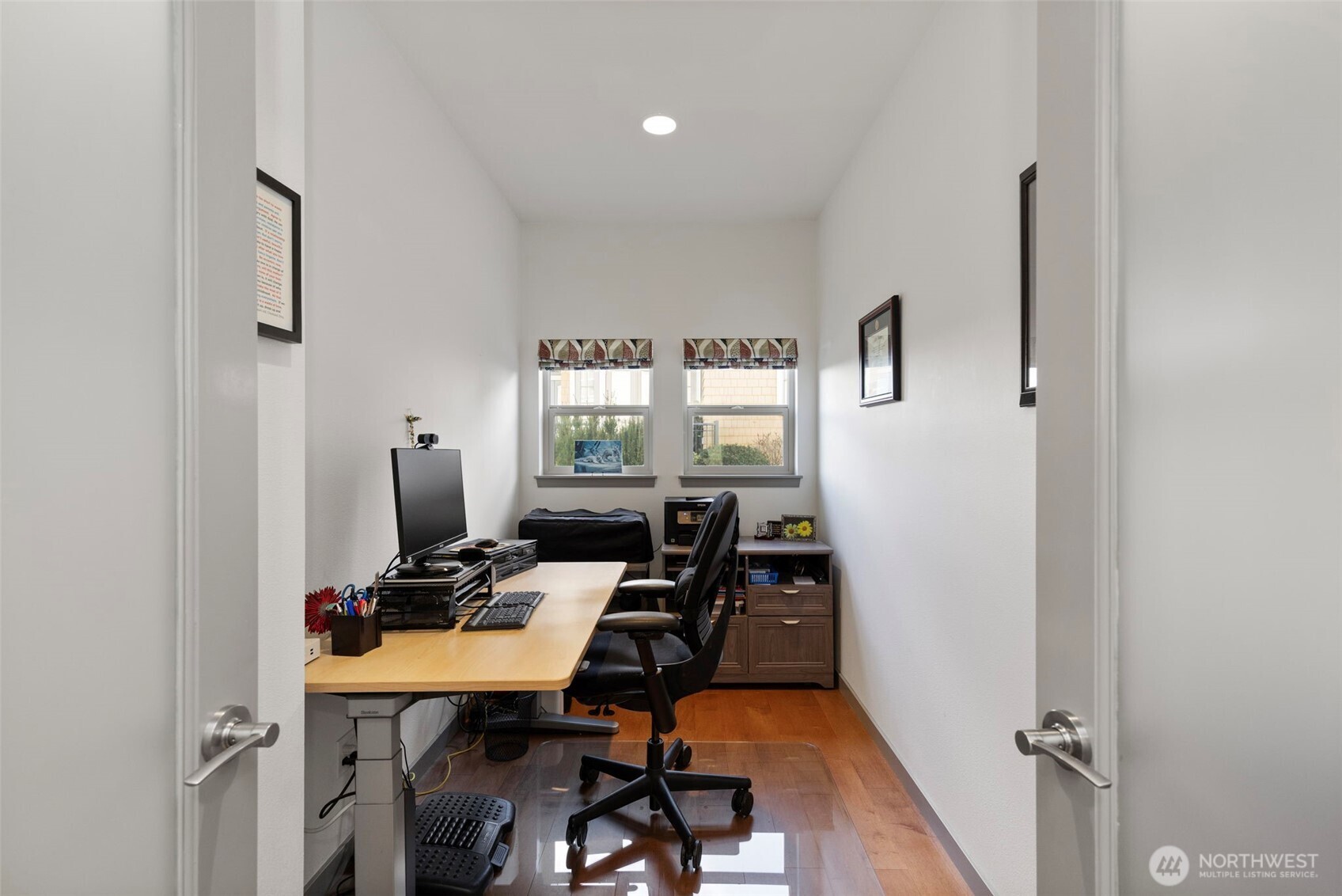 22922 Belvedere Place NE, Kingston, WA 98346
