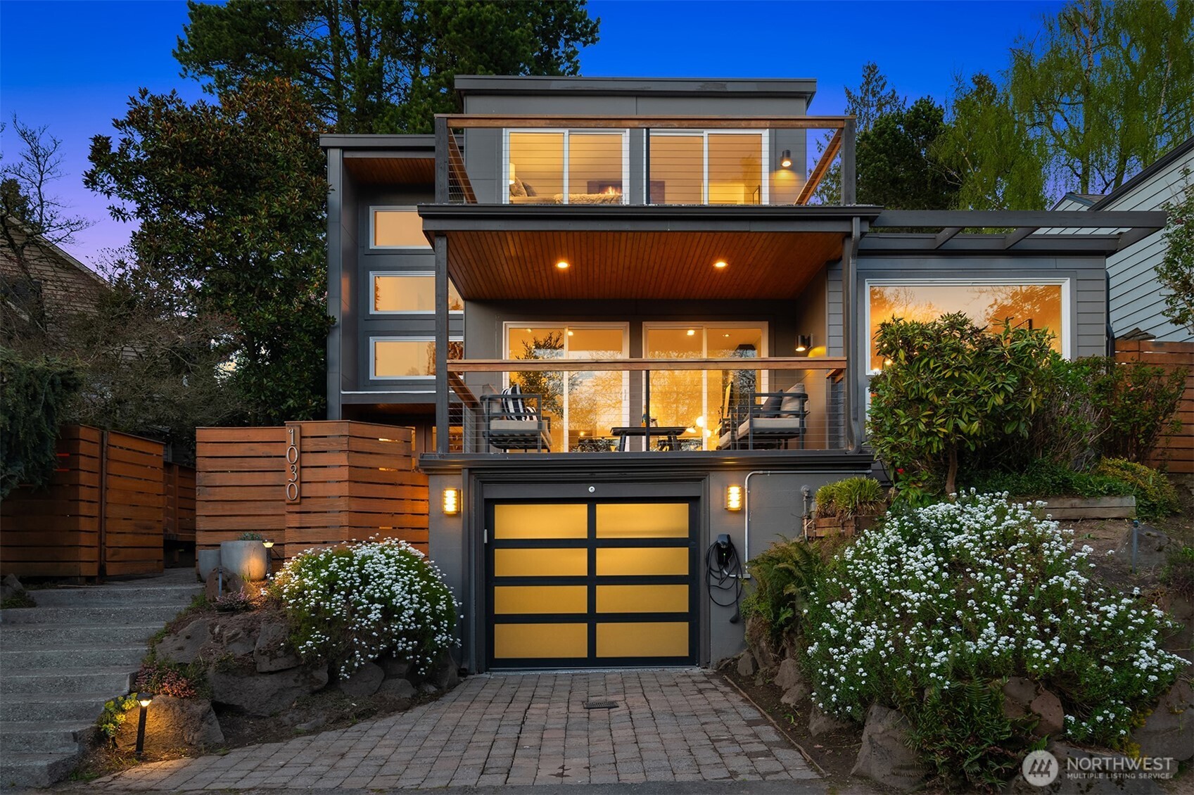 1030 Washington Place E, Seattle, WA 98112