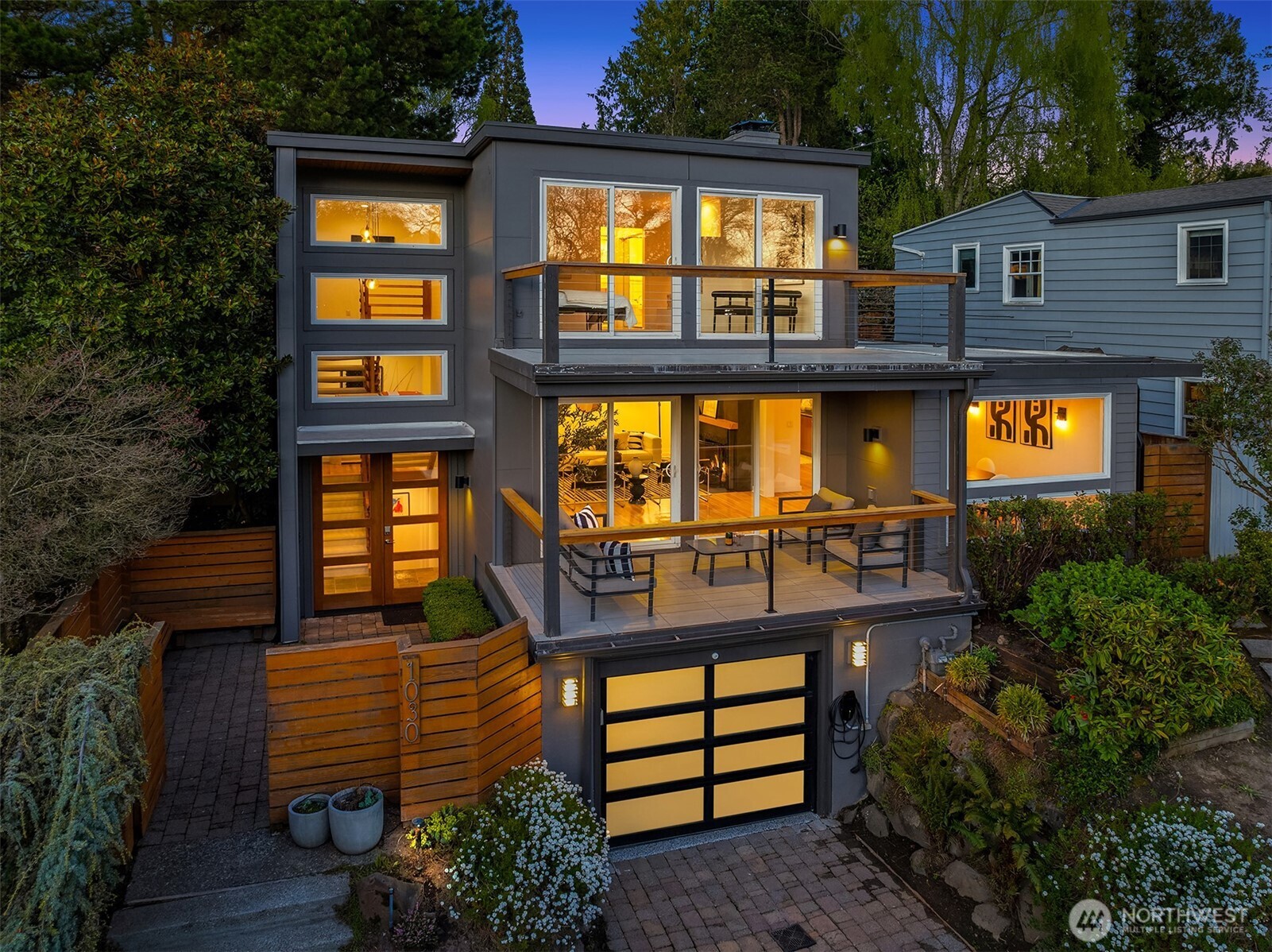 1030 Washington Place E, Seattle, WA 98112