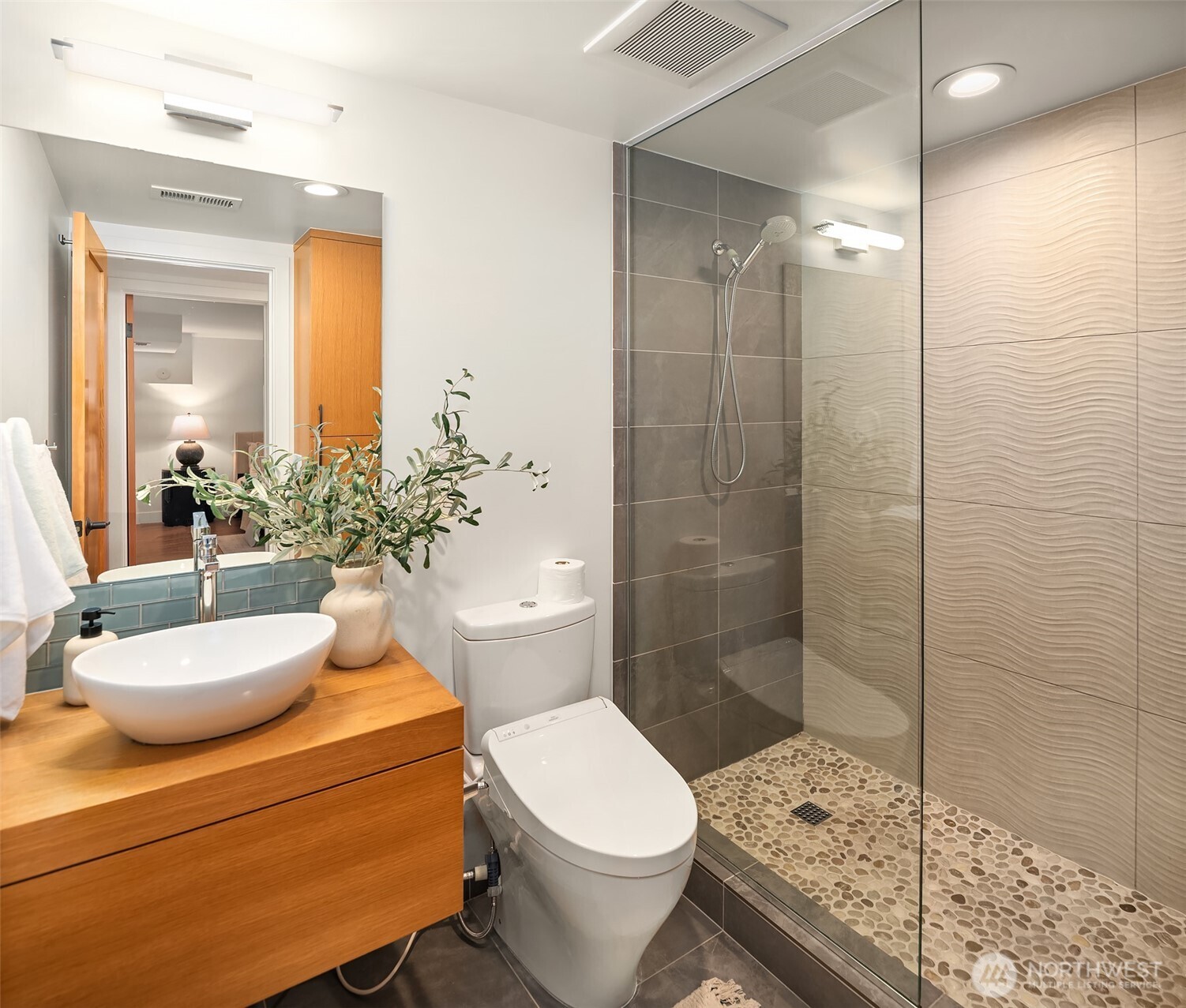 1030 Washington Place E, Seattle, WA 98112