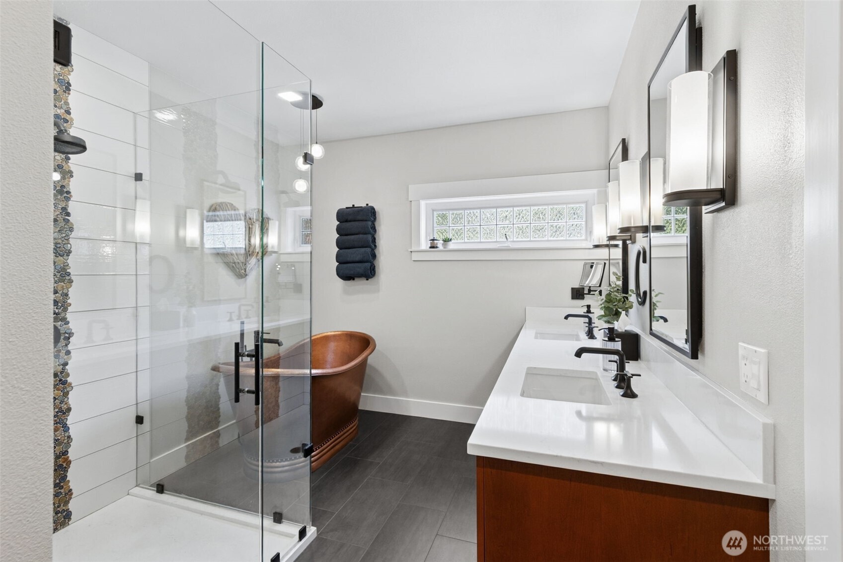 4022 Long Lake Drive SE, Lacey, WA 98503