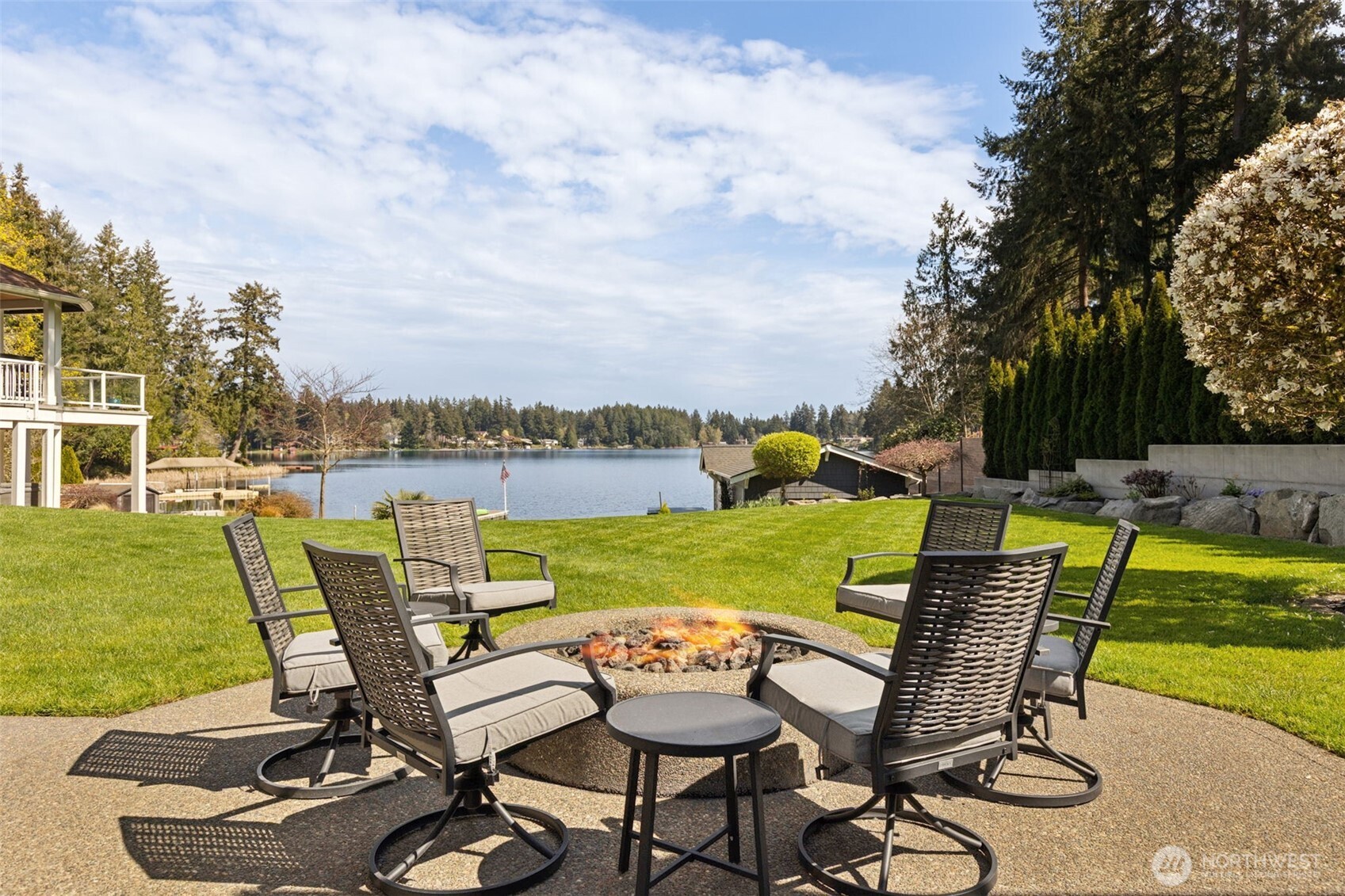 4022 Long Lake Drive SE, Lacey, WA 98503