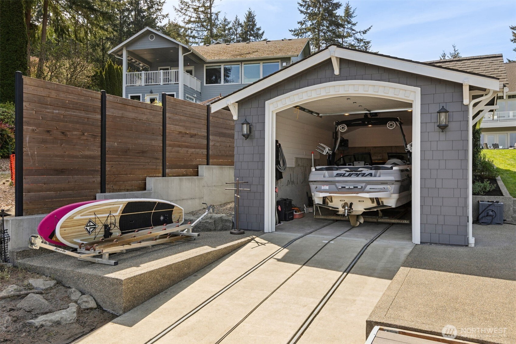 4022 Long Lake Drive SE, Lacey, WA 98503