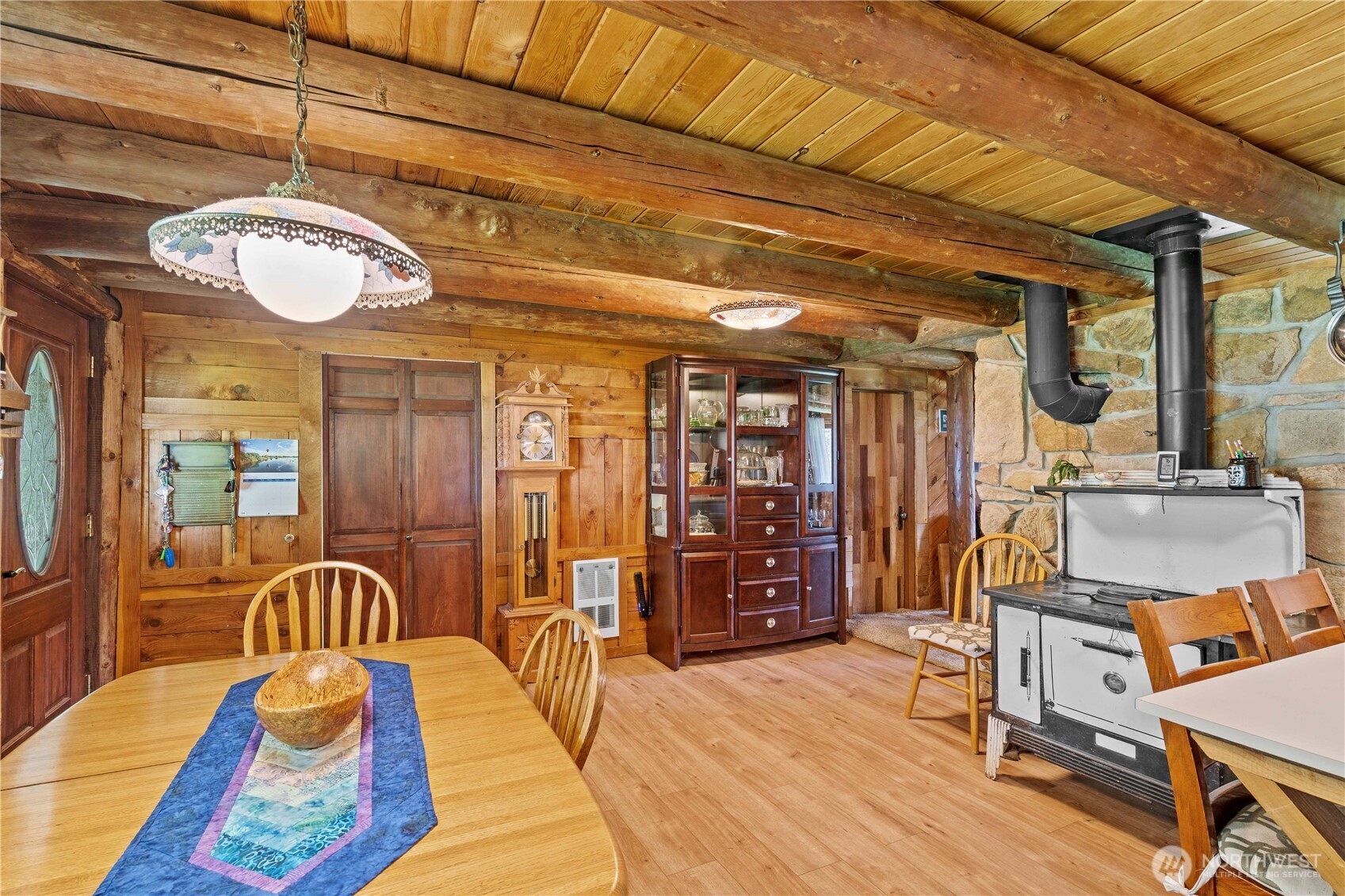 54715 278th Avenue E, Ashford, WA 98304