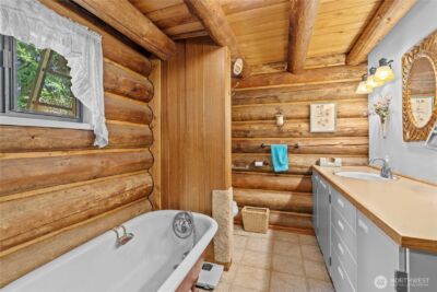 54715 278th Avenue E, Ashford, WA 98304 - Photo 18