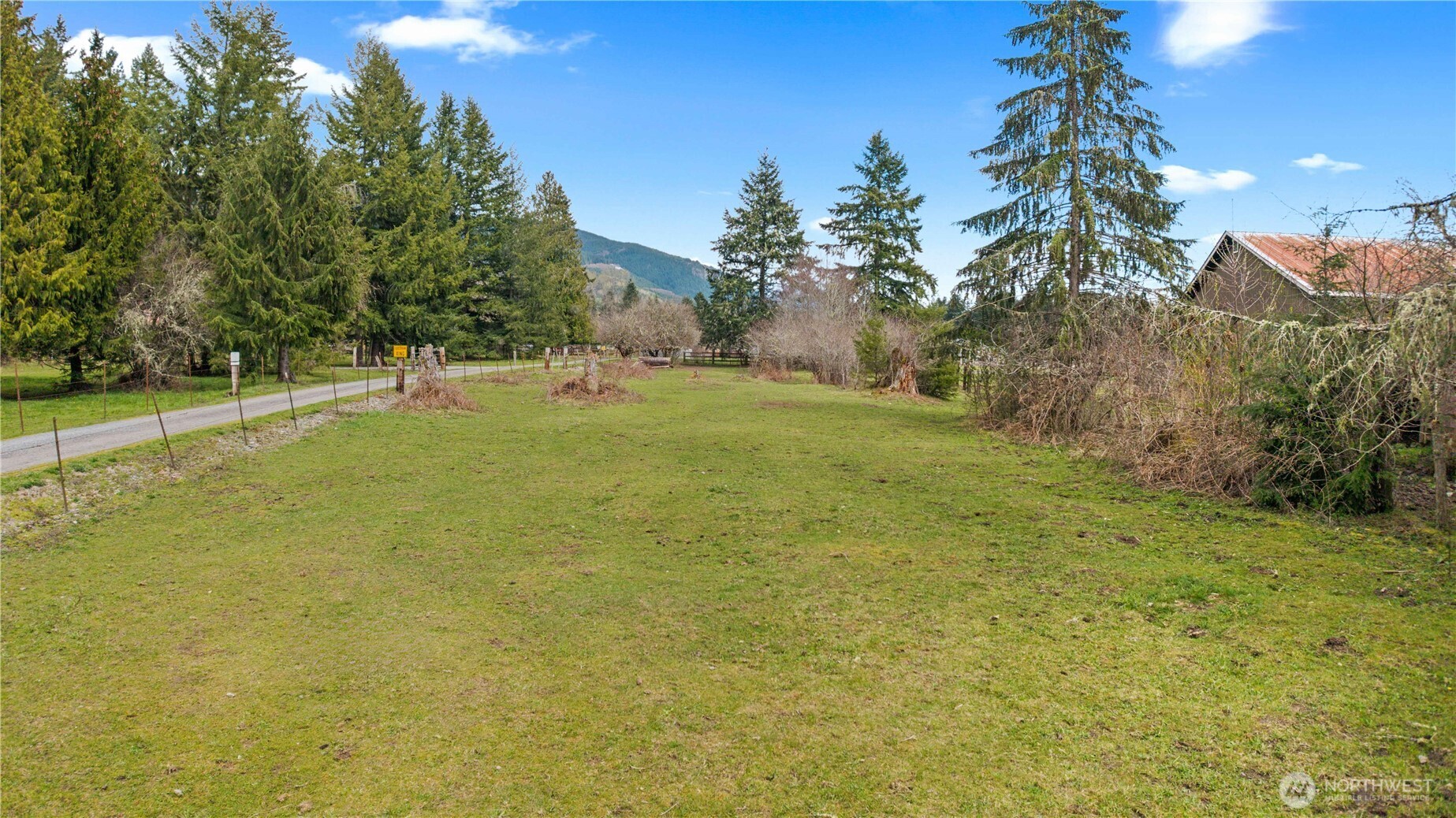 54715 278th Avenue E, Ashford, WA 98304