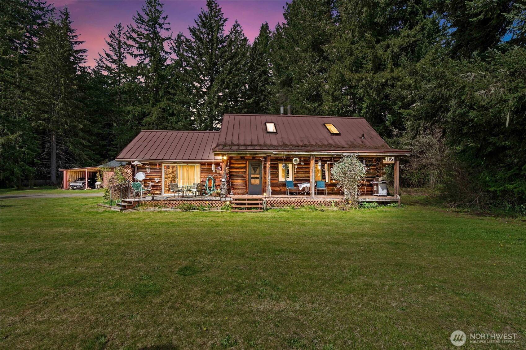 54715 278th Avenue E, Ashford, WA 98304