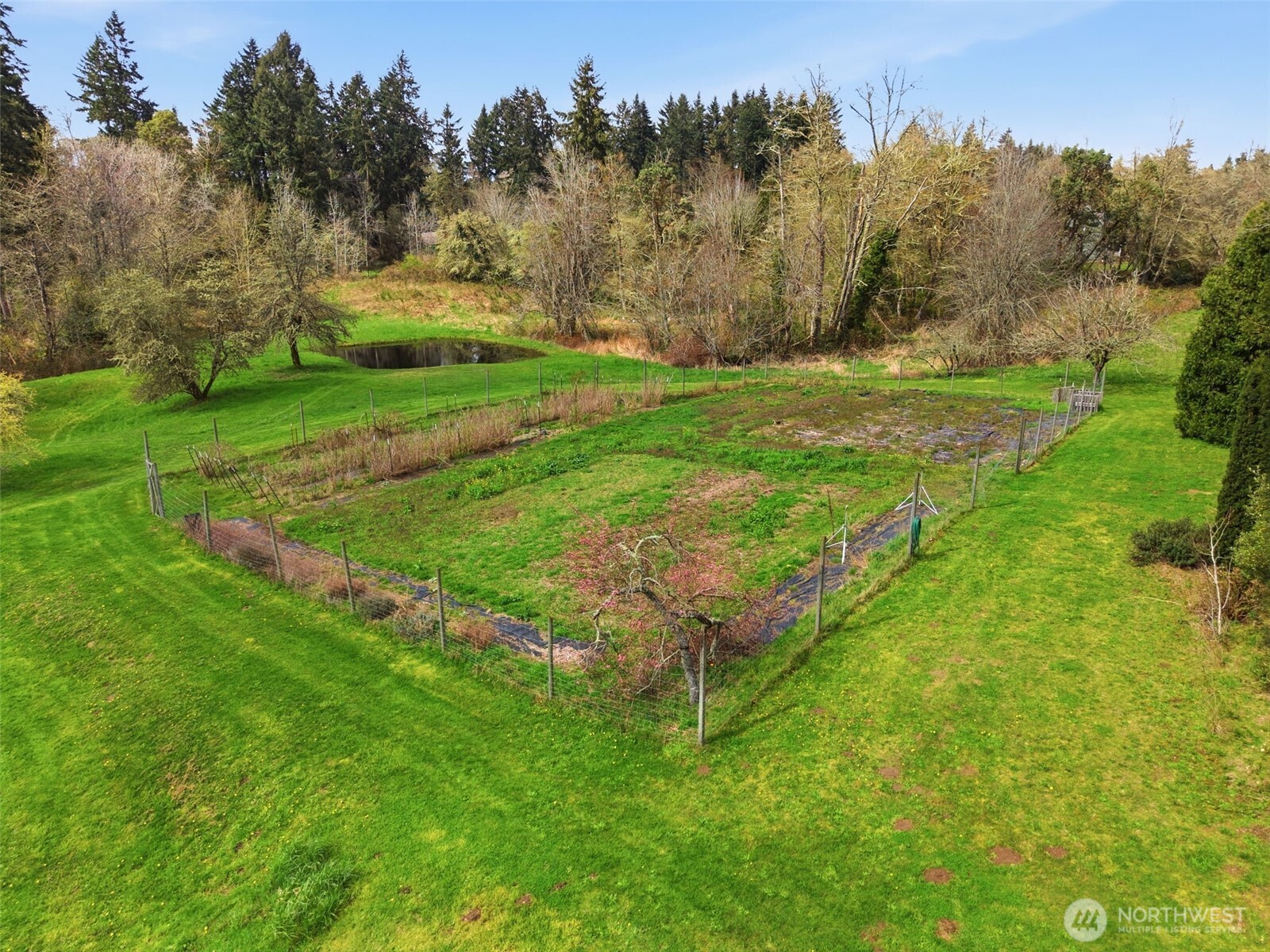 20211 Vashon Highway SW, Vashon, WA 98070