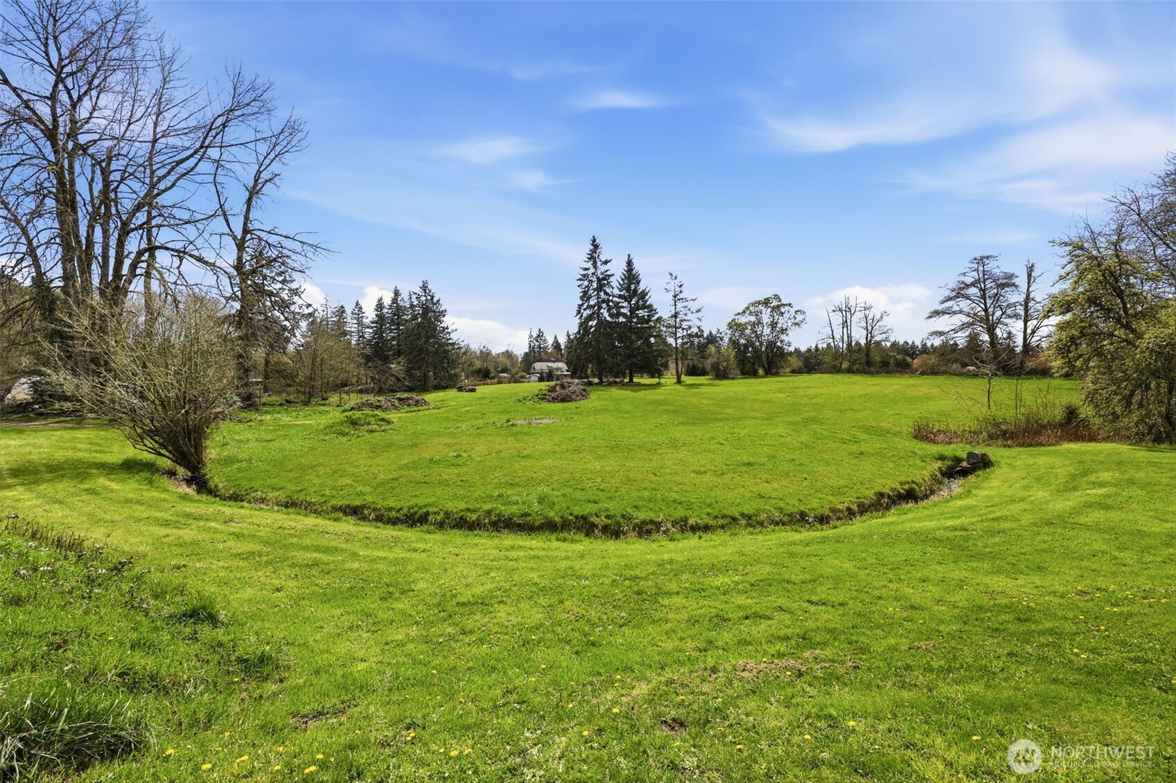 20211 Vashon Highway SW, Vashon, WA 98070