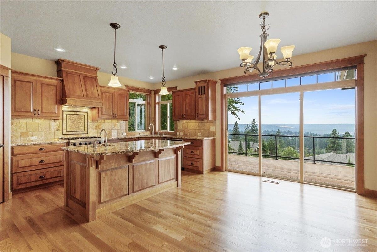 10321 N Navaho Drive , Spokane, WA 99208