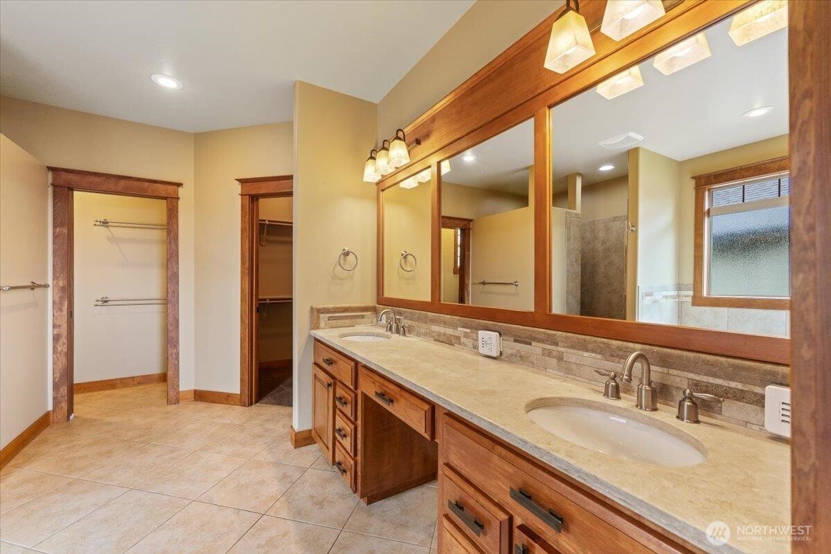10321 N Navaho Drive , Spokane, WA 99208
